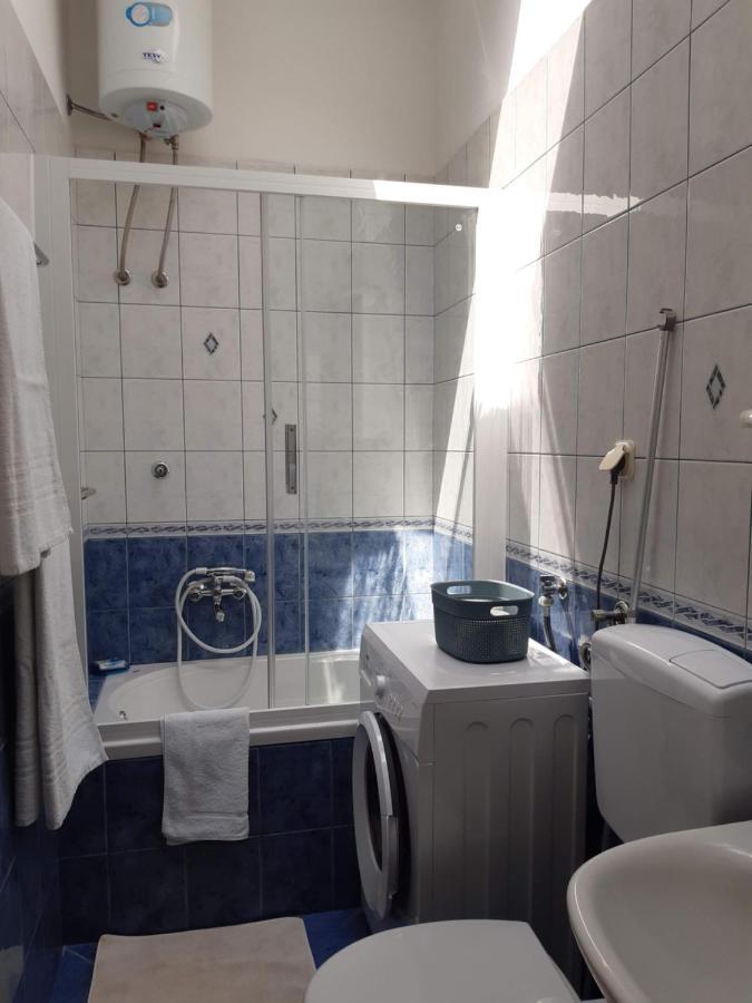 Apartments Nera Тисно Экстерьер фото
